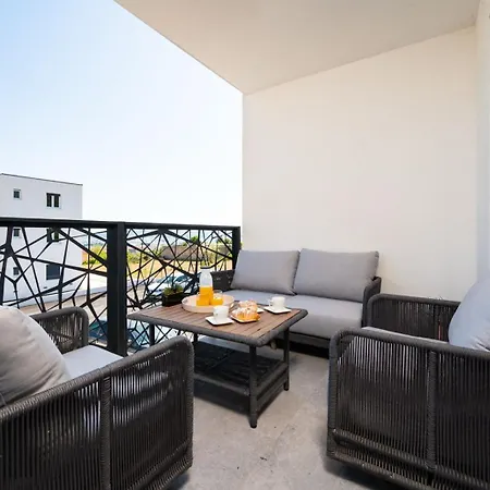 Mifi Апартаменты *